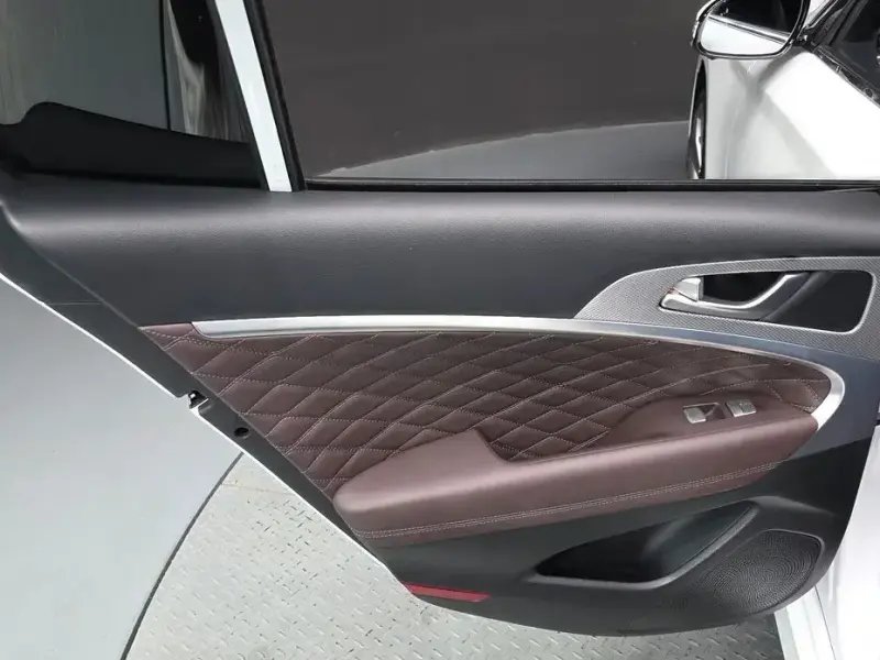 2023 Genesis G70 с пробегом 58 723 км