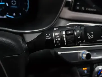 2023 Genesis G70 с пробегом 58 723 км