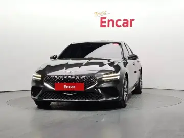 2022 Genesis G70 с пробегом 136 298 км