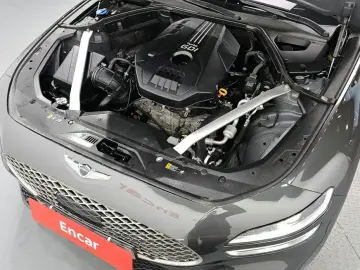 2022 Genesis G70 с пробегом 136 298 км