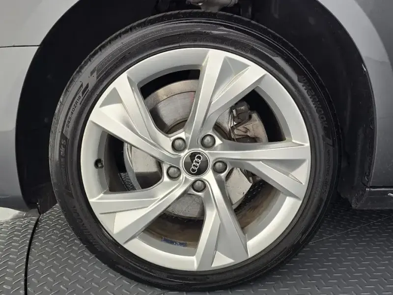 2022 Audi A4 с пробегом 64 549 км