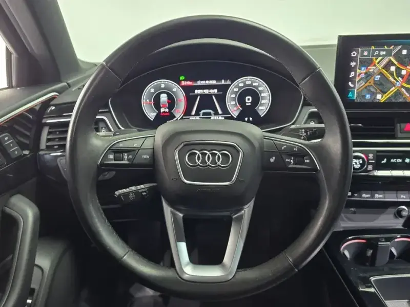 2022 Audi A4 с пробегом 64 549 км