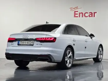 2021 Audi A4 с пробегом 70 624 км