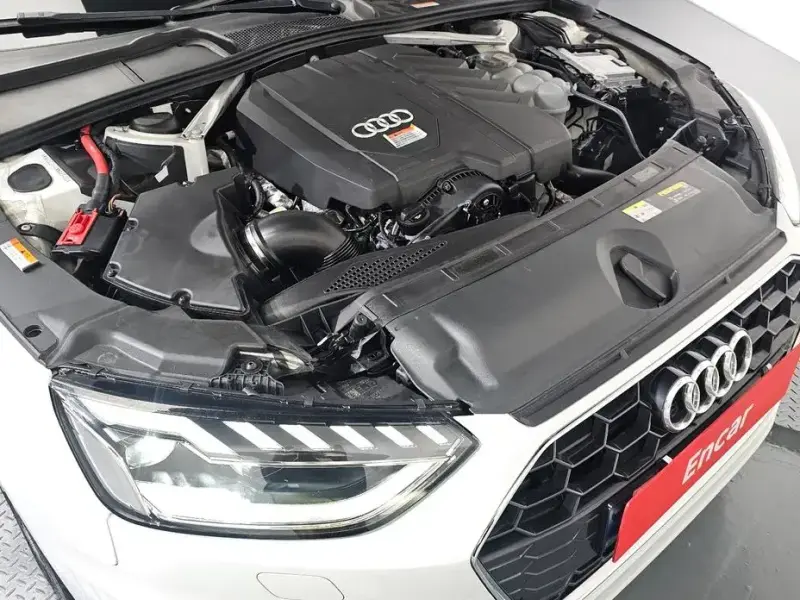 2021 Audi A4 с пробегом 70 624 км