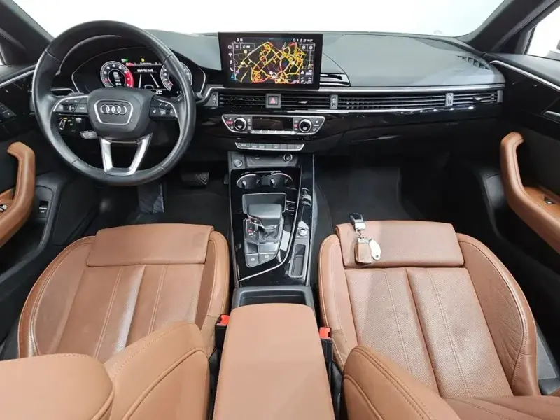 2021 Audi A4 с пробегом 70 624 км