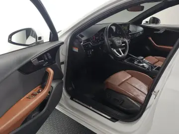 2021 Audi A4 с пробегом 70 624 км