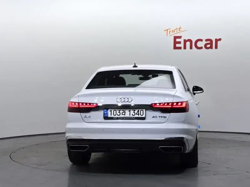 2022 Audi A4 с пробегом 44 291 км