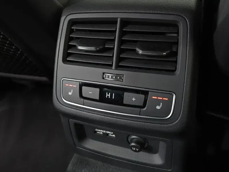 2022 Audi A4 с пробегом 44 291 км