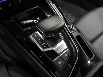 2022 Audi A4 с пробегом 75 082 км