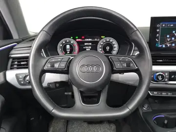 2023 Audi A4 с пробегом 24 663 км