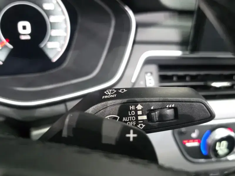 2023 Audi A4 с пробегом 24 663 км