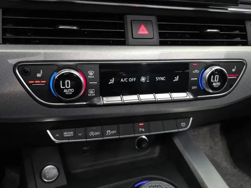 2023 Audi A4 с пробегом 24 663 км
