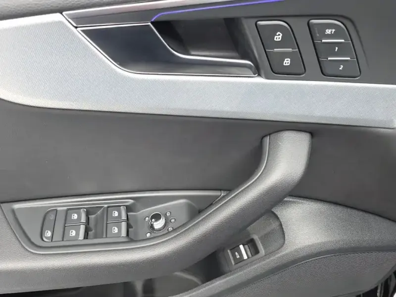 2023 Audi A4 с пробегом 24 663 км