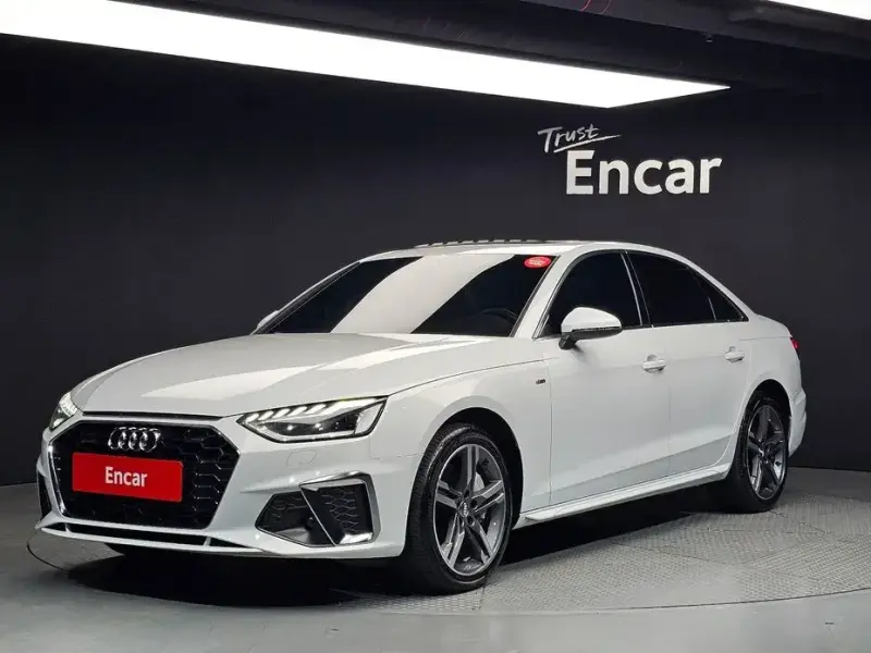 2021 Audi A4 с пробегом 31 432 км