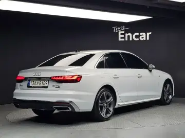 2021 Audi A4 с пробегом 31 432 км