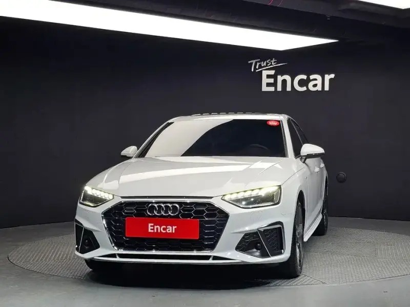 2021 Audi A4 с пробегом 31 432 км