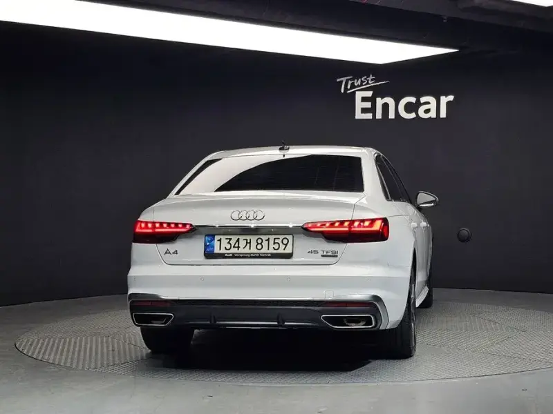2021 Audi A4 с пробегом 31 432 км