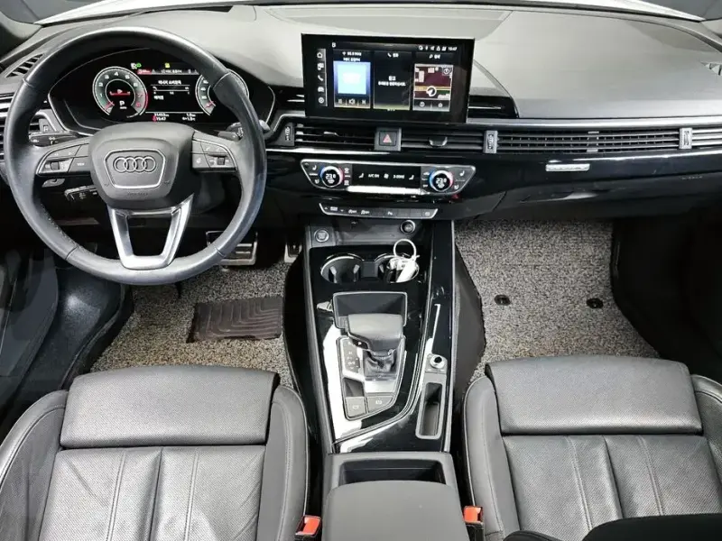 2021 Audi A4 с пробегом 31 432 км