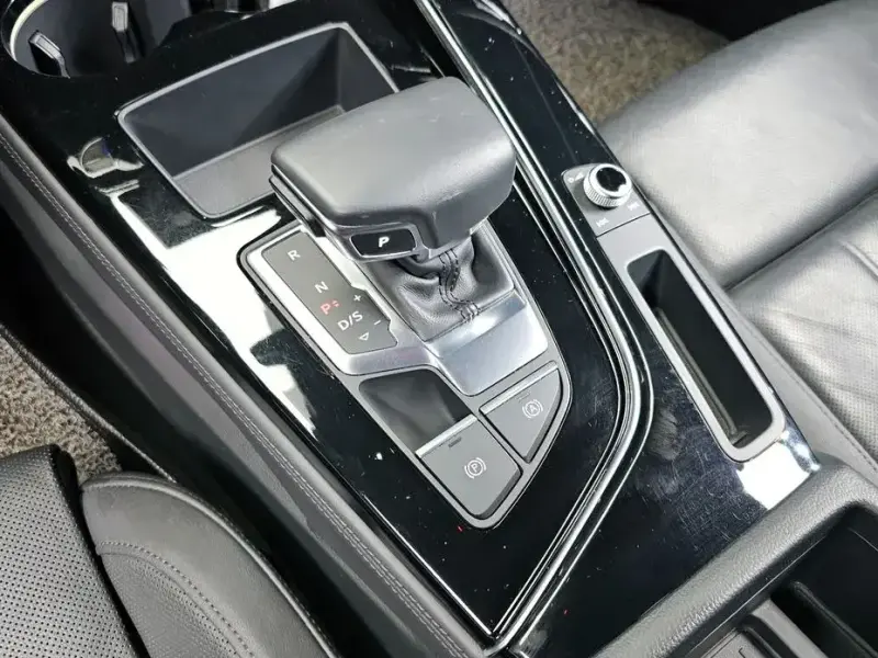 2021 Audi A4 с пробегом 31 432 км