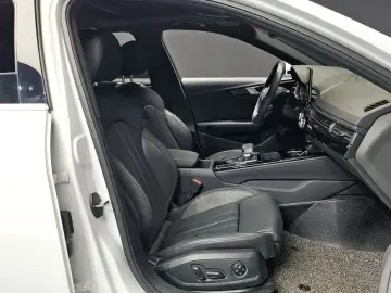 2021 Audi A4 с пробегом 31 432 км