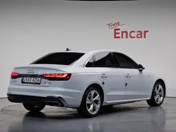 2021 Audi A4 с пробегом 34 497 км
