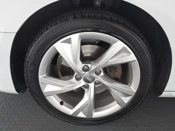 2021 Audi A4 с пробегом 34 497 км