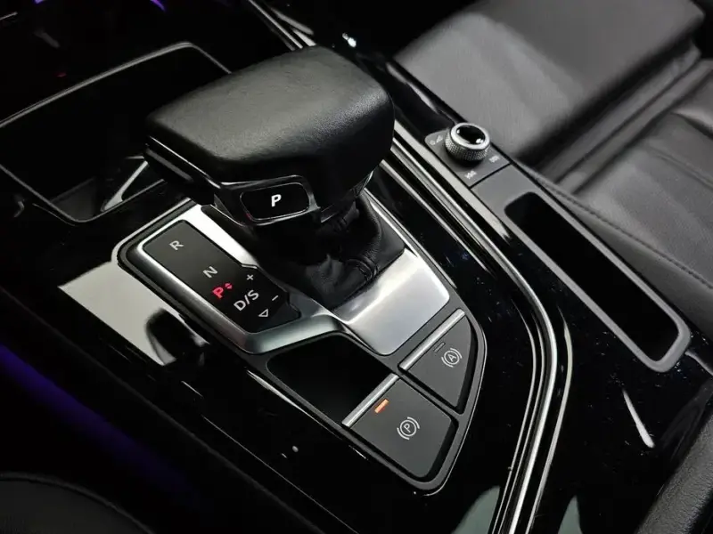 2021 Audi A4 с пробегом 34 497 км