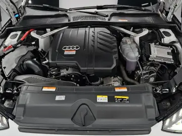 2023 Audi A4 с пробегом 3 057 км