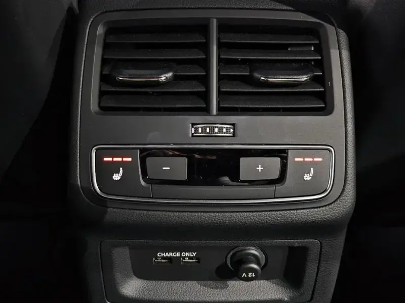 2023 Audi A4 с пробегом 3 057 км