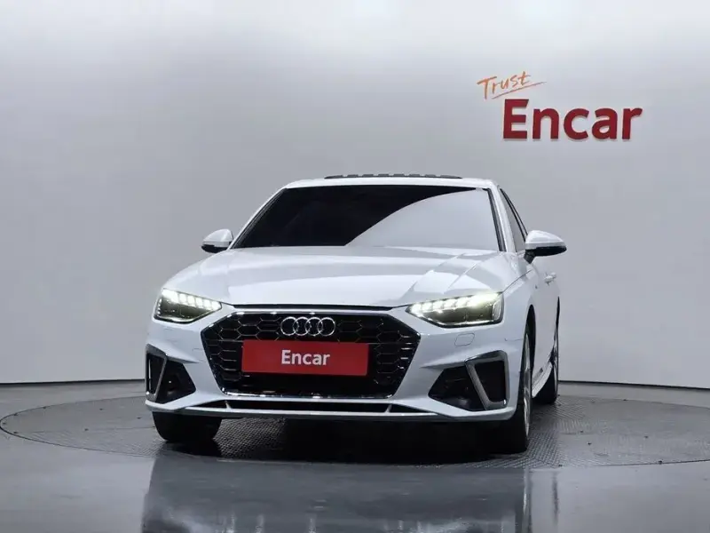 2021 Audi A4 с пробегом 45 768 км