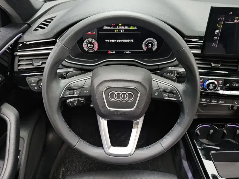 2021 Audi A4 с пробегом 45 768 км