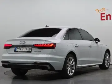 2022 Audi A4 с пробегом 12 483 км