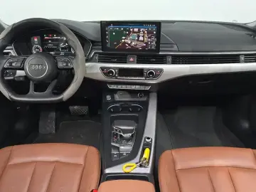 2022 Audi A4 с пробегом 12 483 км