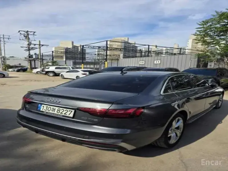 2021 Audi A4 с пробегом 80 263 км