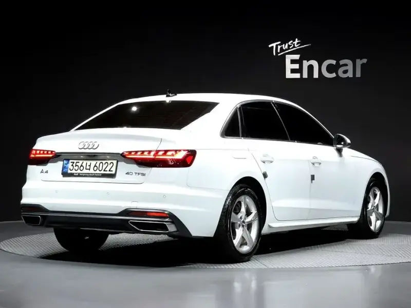 2021 Audi A4 с пробегом 50 084 км