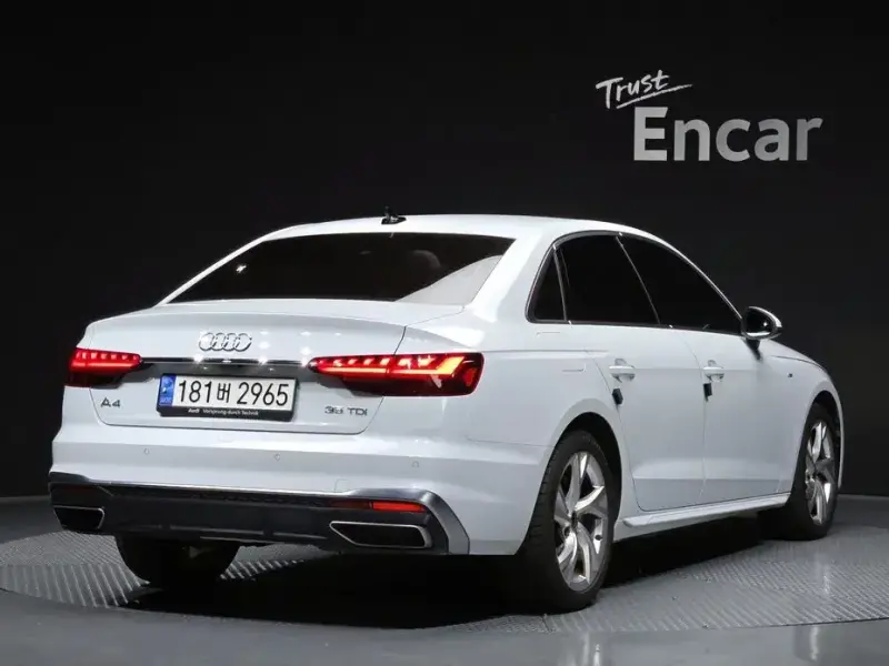 2022 Audi A4 с пробегом 78 271 км