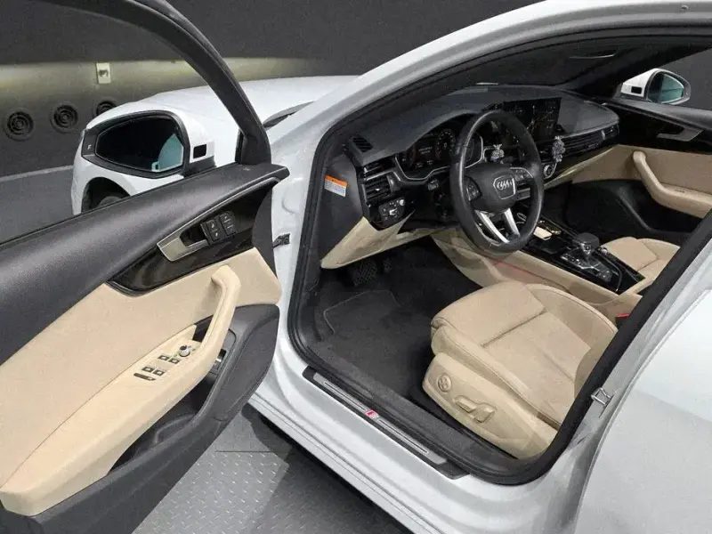 2022 Audi A4 с пробегом 78 271 км