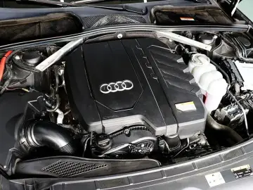 2022 Audi A4 с пробегом 60 843 км