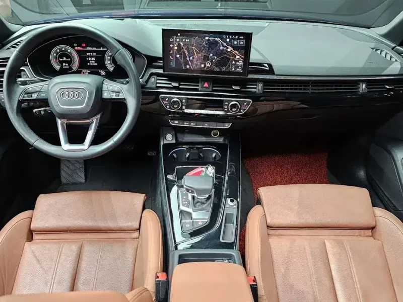 2021 Audi A4 с пробегом 76 515 км