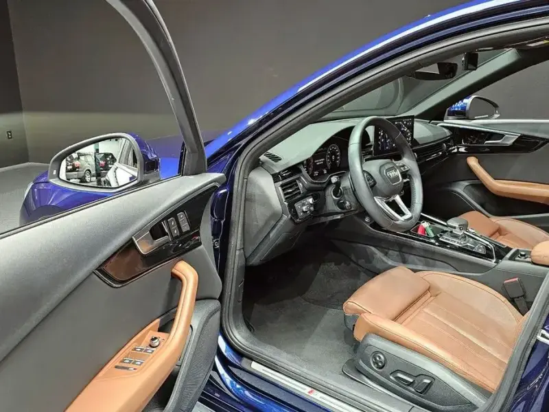 2021 Audi A4 с пробегом 76 515 км