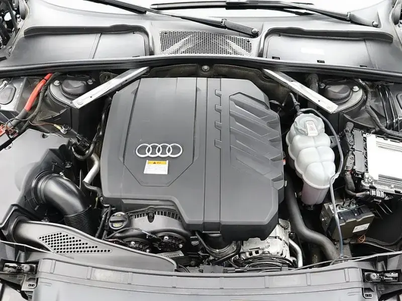 2021 Audi A4 с пробегом 85 708 км