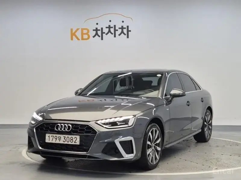2023 Audi A4 с пробегом 25 115 км