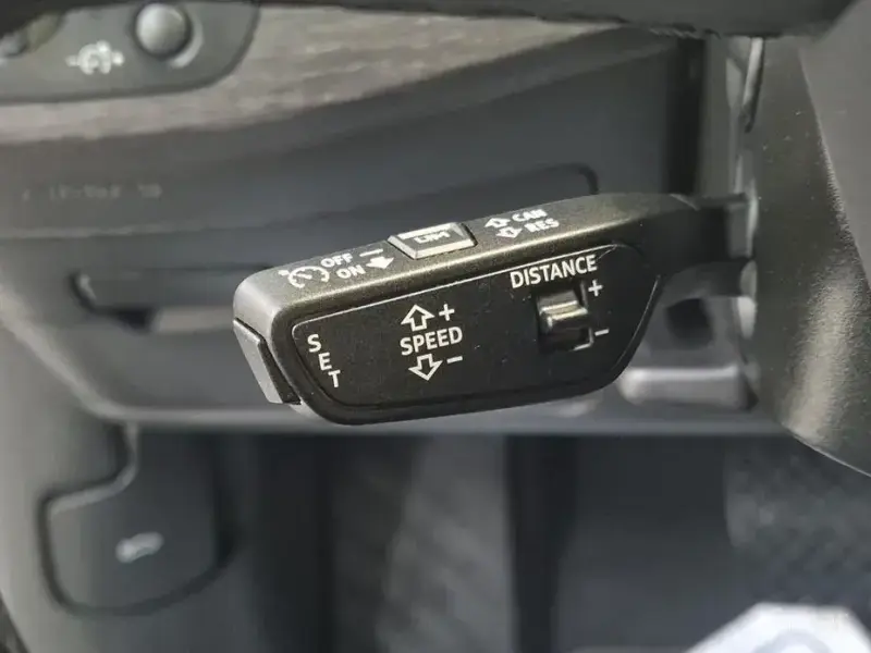 2023 Audi A4 с пробегом 25 115 км