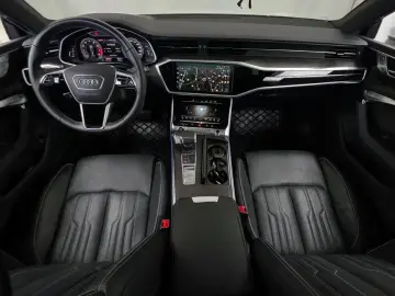 2021 Audi A7 с пробегом 68 280 км