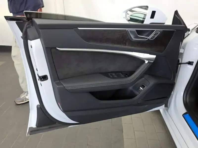 2021 Audi A7 с пробегом 68 280 км