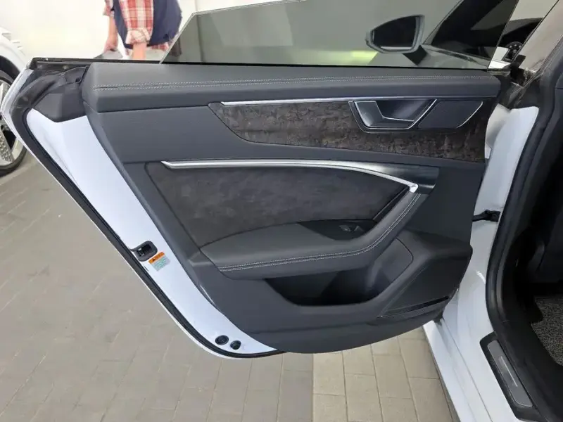 2021 Audi A7 с пробегом 68 280 км