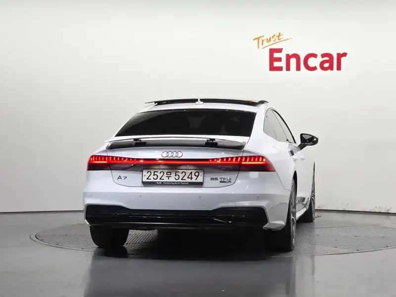 2023 Audi A7 с пробегом 60 674 км