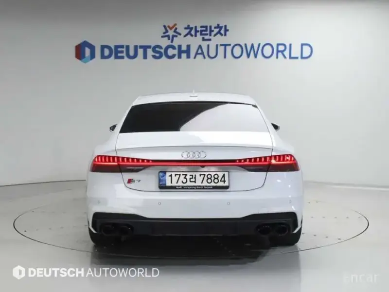 2021 Audi A7 с пробегом 23 095 км
