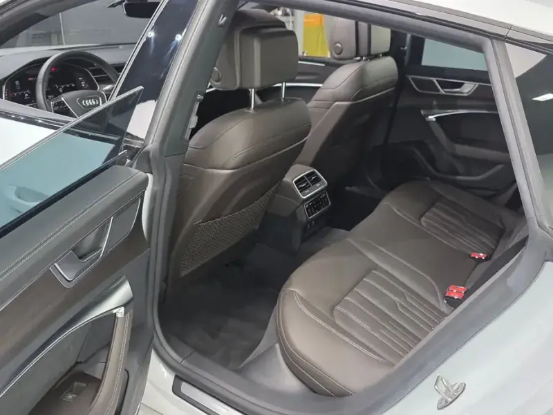 2023 Audi A7 с пробегом 60 674 км