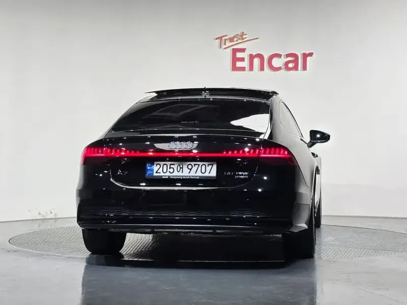 2022 Audi A7 с пробегом 30 837 км